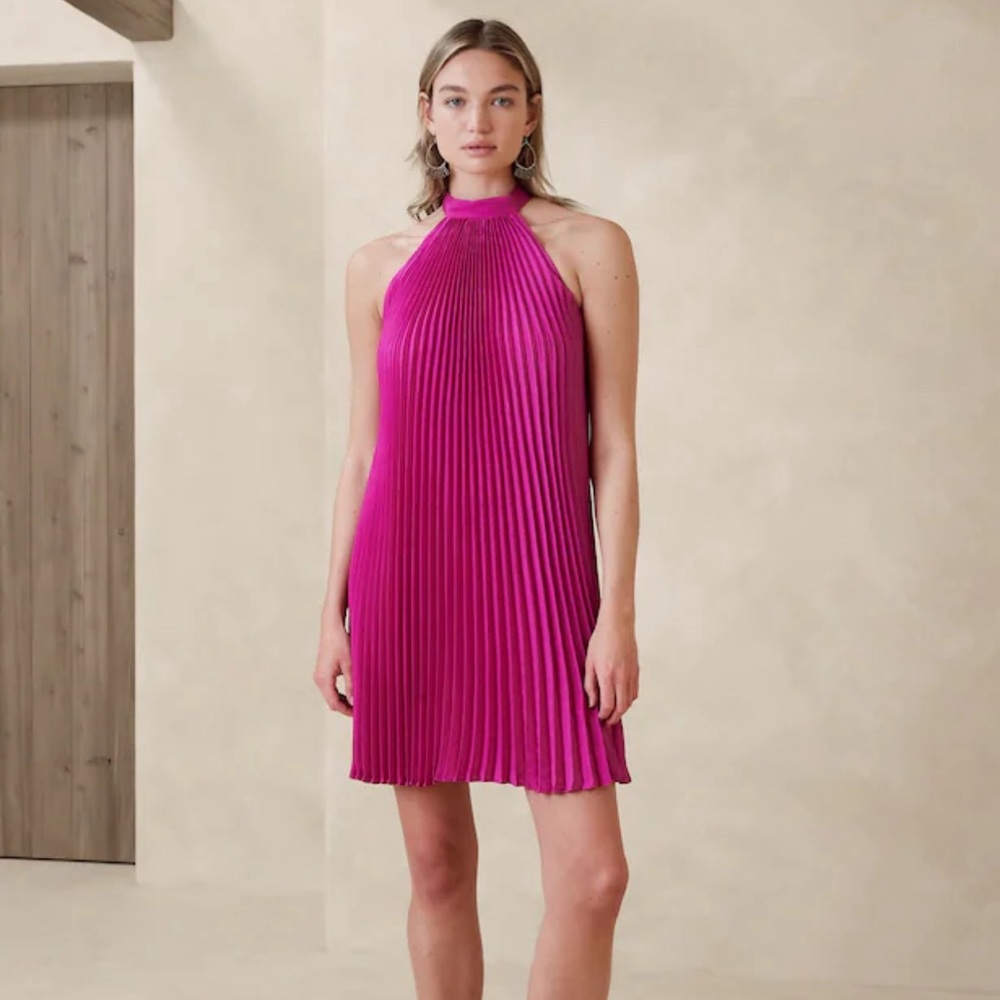Banana republic factory - Halter pleated mini dress